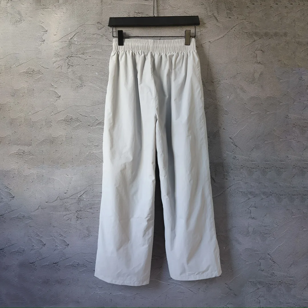 C 041#P195 3B : Cream White Sizes : 1 2 3 4
